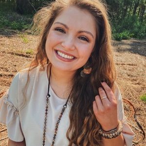 Meet your Posher, Reagan